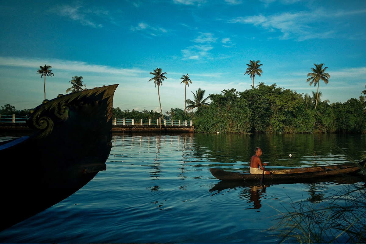 Alleppey Houseboat: The Watery Elements of Kerala