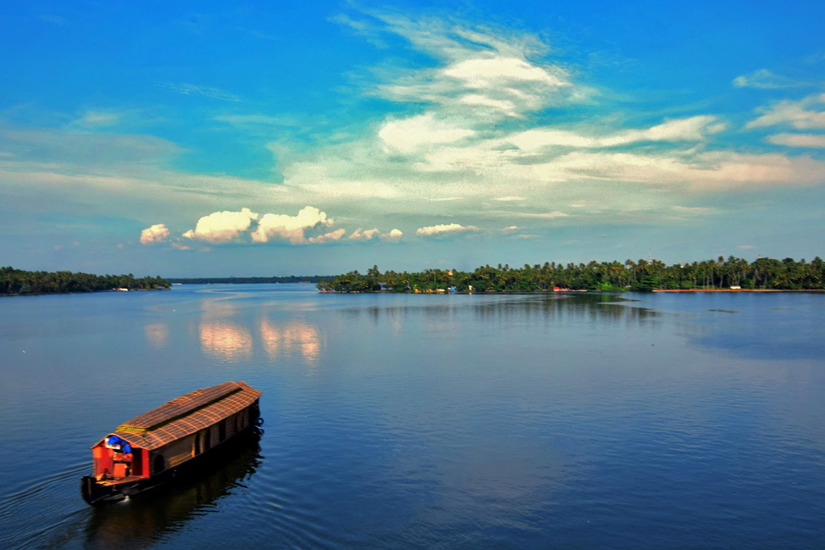 Ashtamudi Lake